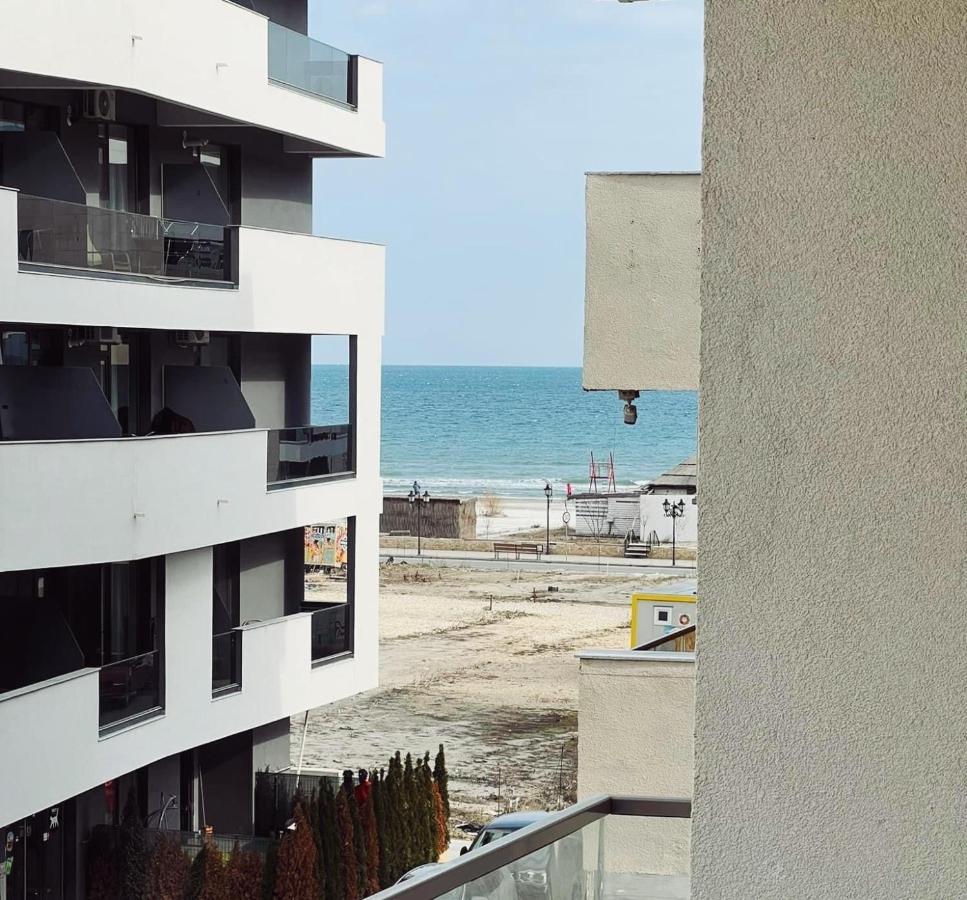 Eqinox Apartments Năvodari Esterno foto